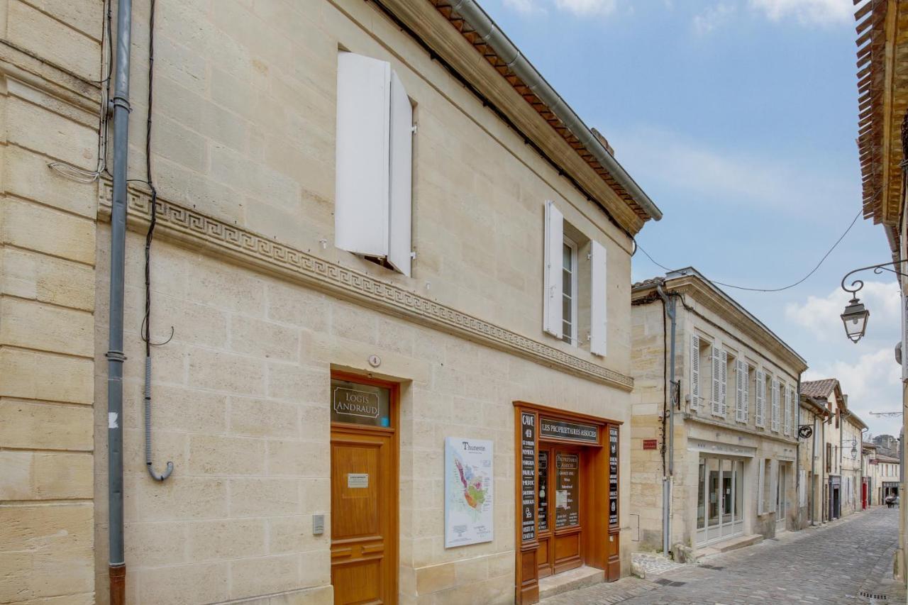 Logis Andraud Studios Saint-Émilion Buitenkant foto
