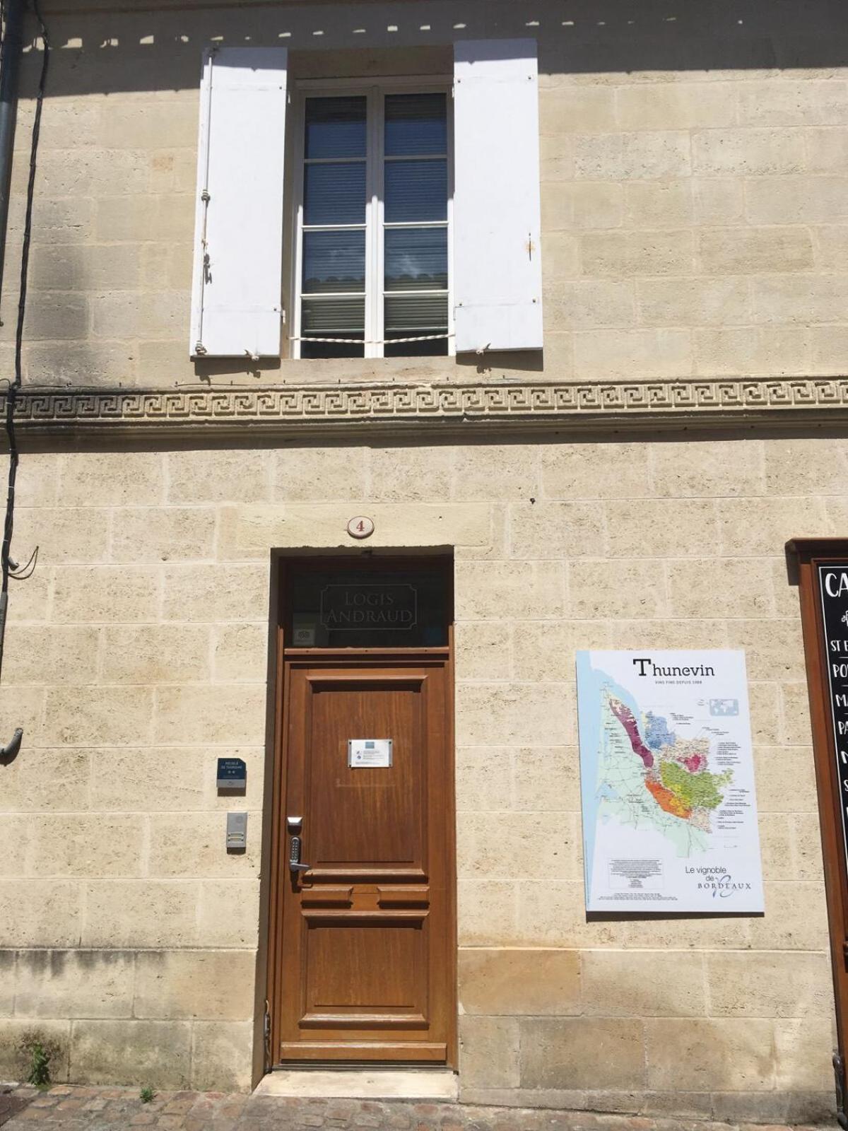 Logis Andraud Studios Saint-Émilion Buitenkant foto